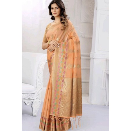 Voguish saree