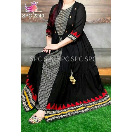 Alluring Kurti