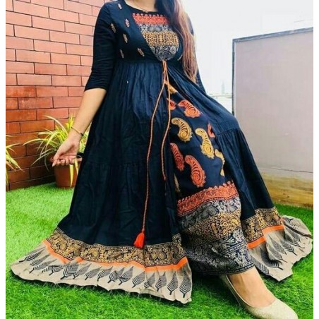 Alluring Kurti