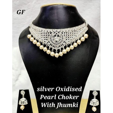Choker set