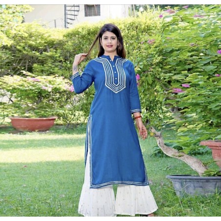 Graceful Women Kurta Set