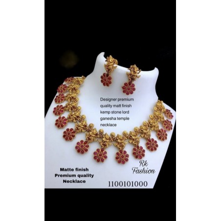 Graceful Women Jewellery set